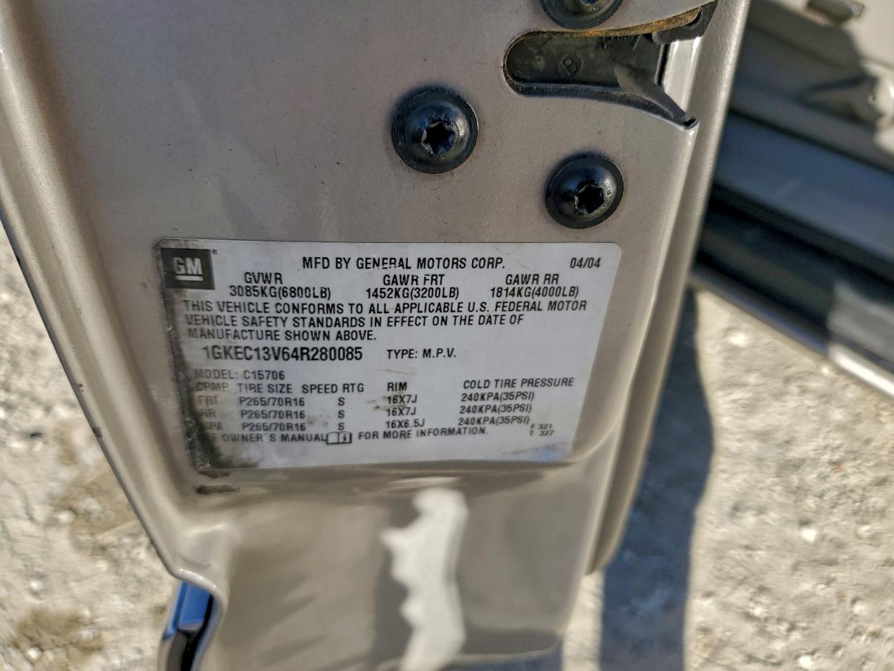 2004 GMC Yukon VIN: 1GKEC13V64R280085 Lot: 95087375