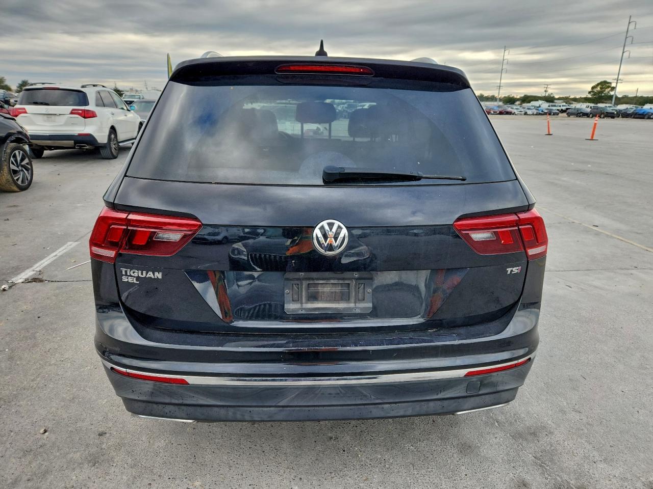 2018 Volkswagen Tiguan Se VIN: 3VV3B7AX0JM068343 Lot: 95180535