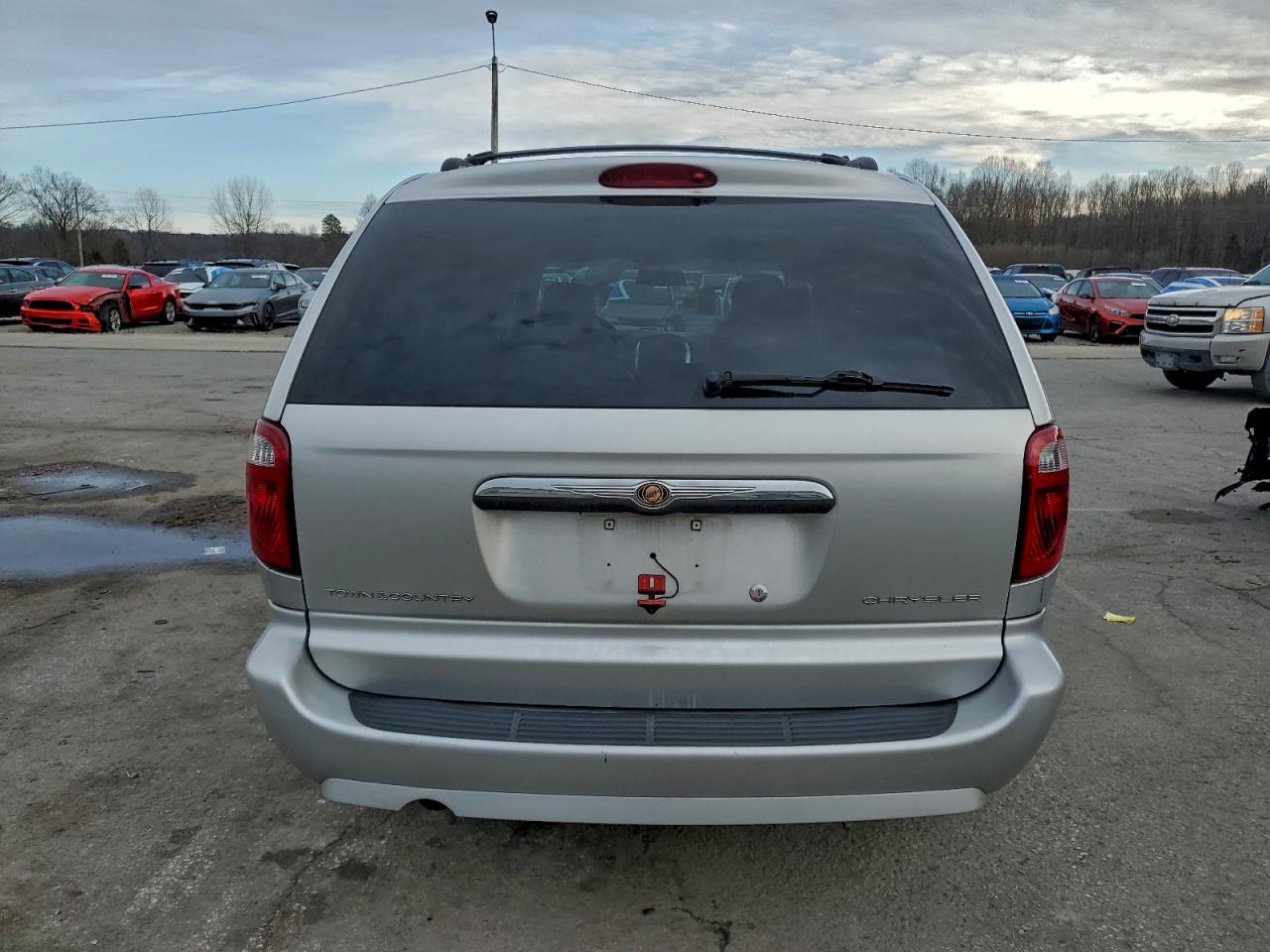 2007 Chrysler Town & Country Touring VIN: 2A4GP54LX7R160358 Lot: 94427925