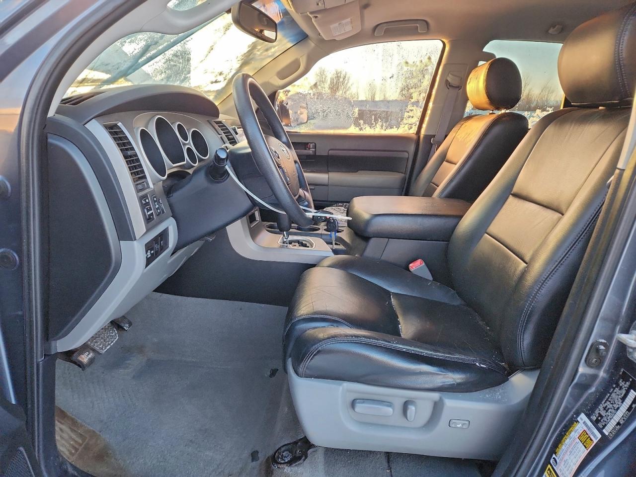 2010 Toyota Tundra Double Cab Sr5 VIN: 5TFUM5F10AX001421 Lot: 93648095