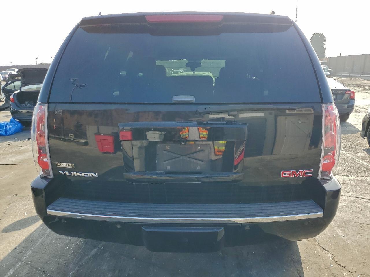 2010 GMC Yukon Denali VIN: 1GKUKEEF7AR174459 Lot: 96983215