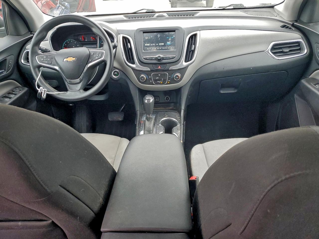 2018 Chevrolet Equinox Ls VIN: 2GNAXHEV7J6207830 Lot: 95476095