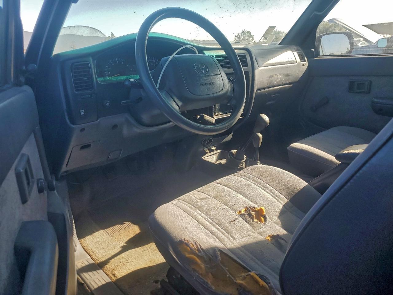 2000 Toyota Tacoma Xtracab VIN: 4TAWM72N9YZ606643 Lot: 94773105