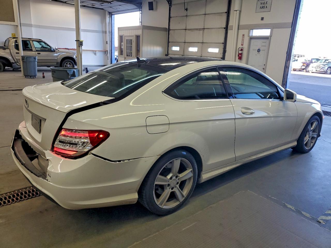 2014 Mercedes-Benz C 250 VIN: WDDGJ4HB1EG298815 Lot: 97550525