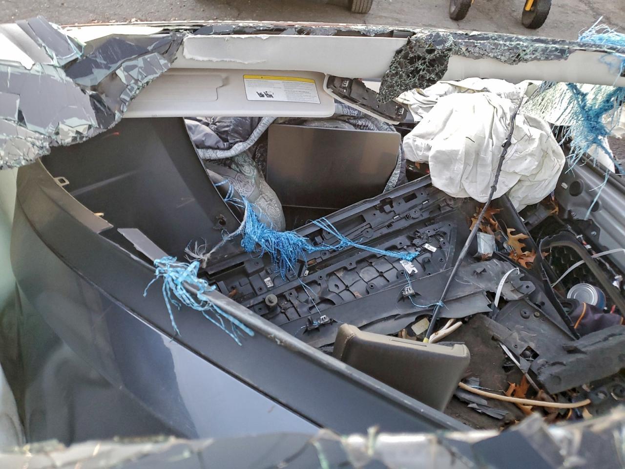 2022 Tesla Model 3 VIN: 5YJ3E1EB7NF127173 Lot: 95528655