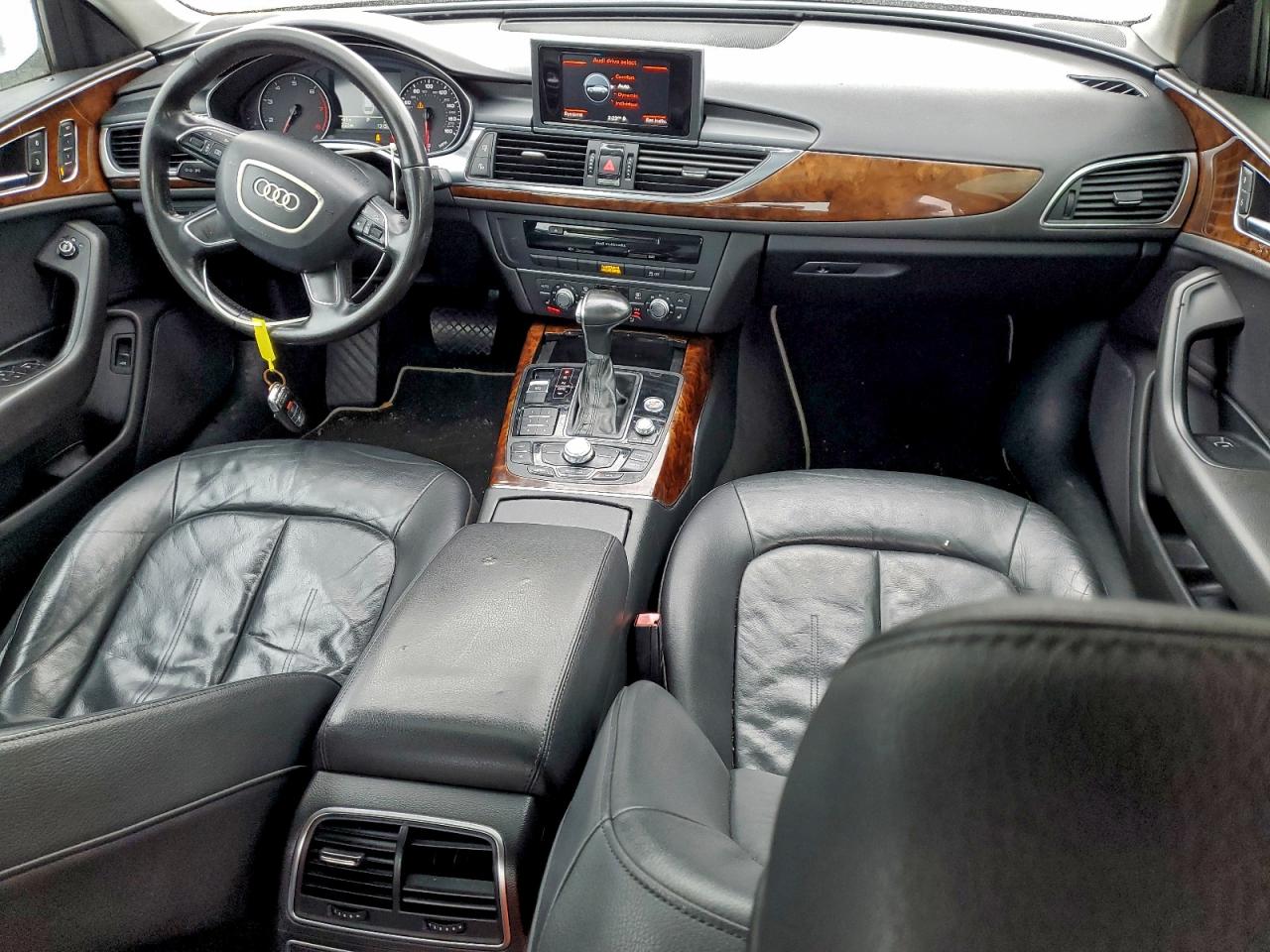 Фото: WAUCFAFC4EN083734