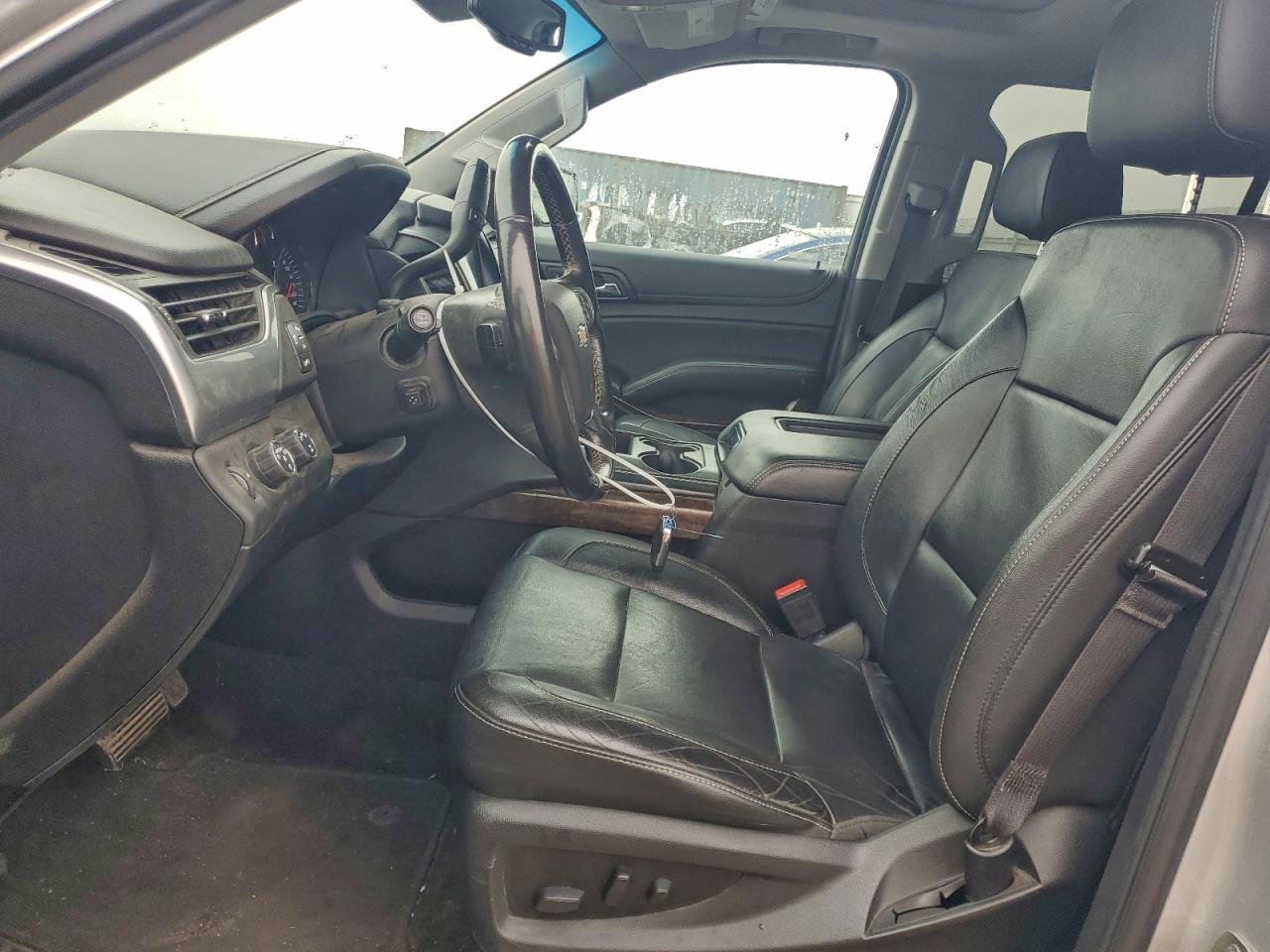 2018 Chevrolet Suburban K1500 Lt VIN: 1GNSKHKC4JR240990 Lot: 96077565