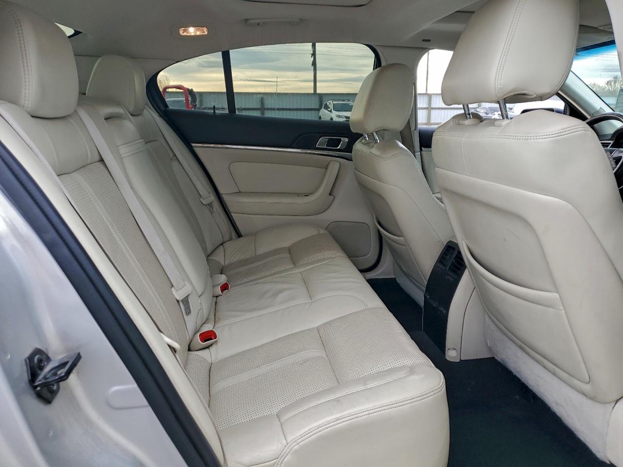 2010 Lincoln Mks VIN: 1LNHL9FT8AG600687 Lot: 94971025