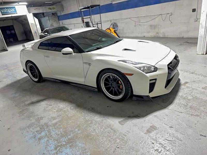 2020 NISSAN GT-R PURE  