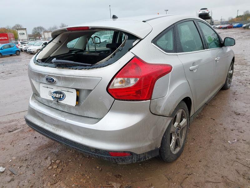 2014 FORD FOCUS 1.6 TDCI 115 ZETEC NAVIGATOR 5DR