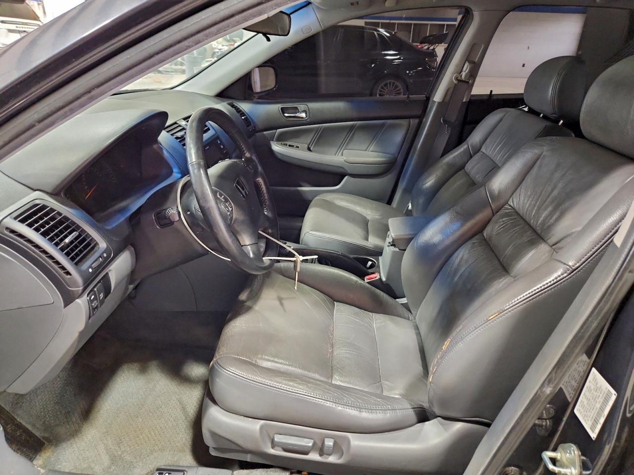 2005 Honda Accord Ex VIN: 1HGCM66545A074581 Lot: 95428425