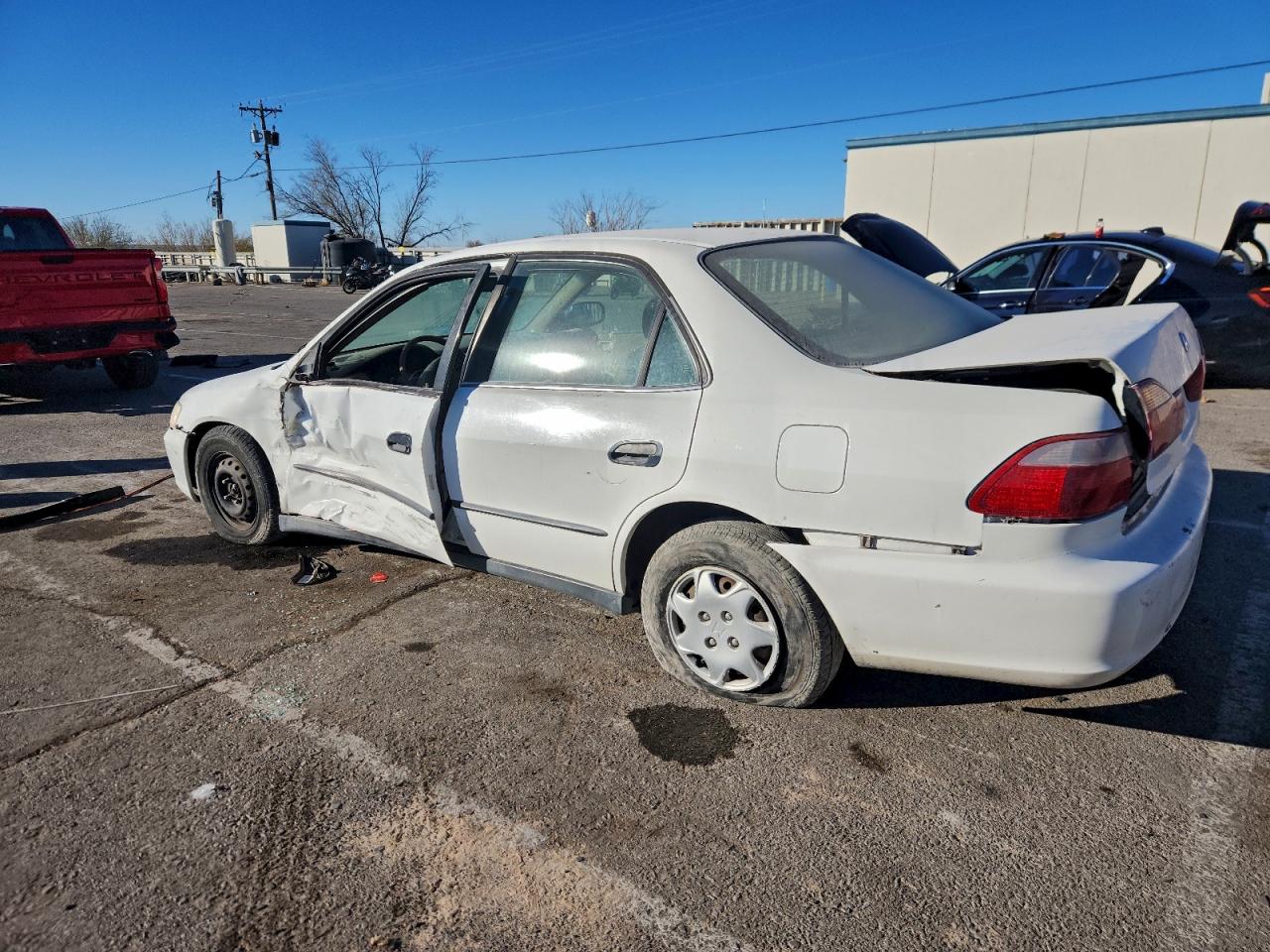 2000 Honda Accord Dx VIN: 1HGCF8648YA153883 Lot: 97964155