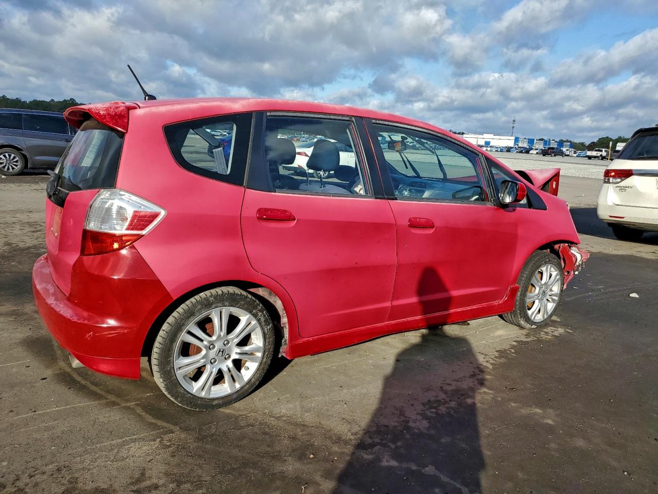2010 Honda Fit Sport VIN: JHMGE8H49AC033129 Lot: 97959595