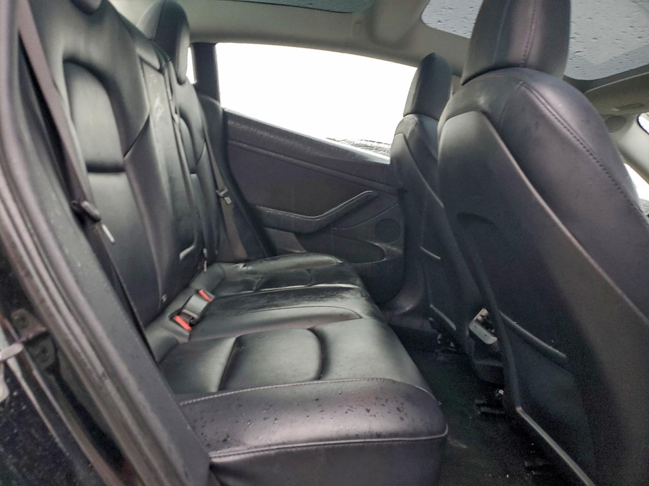 2022 Tesla Model 3 VIN: 5YJ3E1EA8NF370000 Lot: 95893255