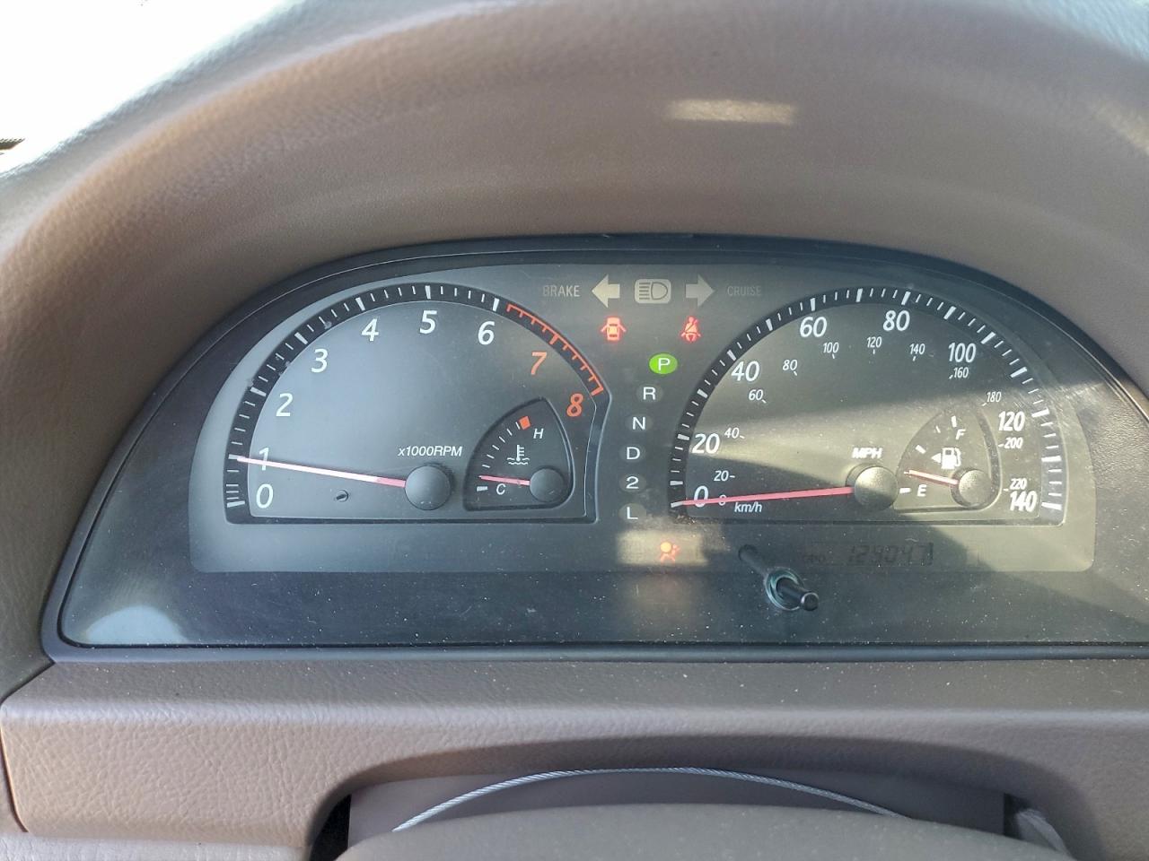 2002 Toyota Camry Le VIN: JTDBF30K720044946 Lot: 96749145