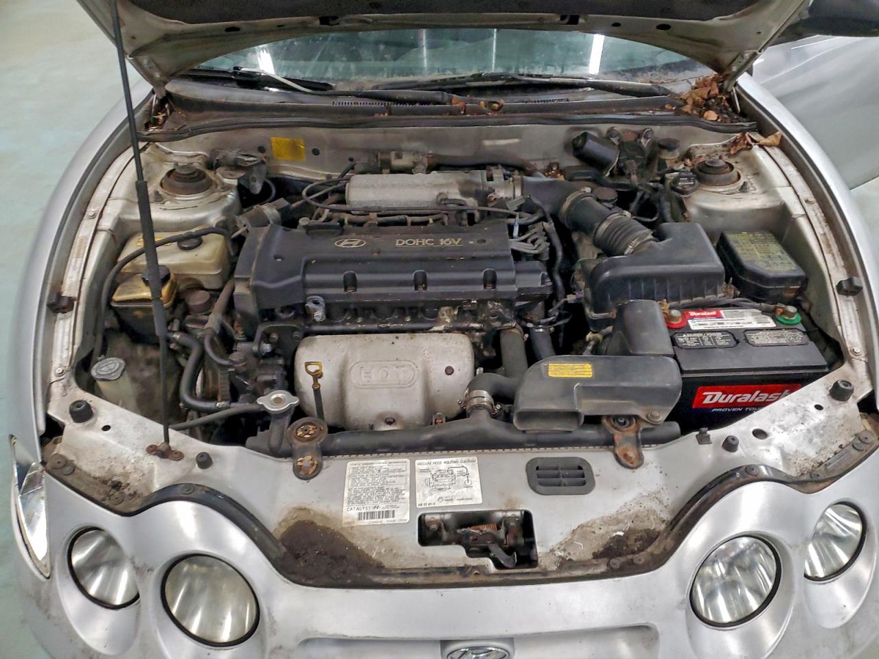 2000 Hyundai Tiburon VIN: KMHJG25F4YU158009 Lot: 94780675