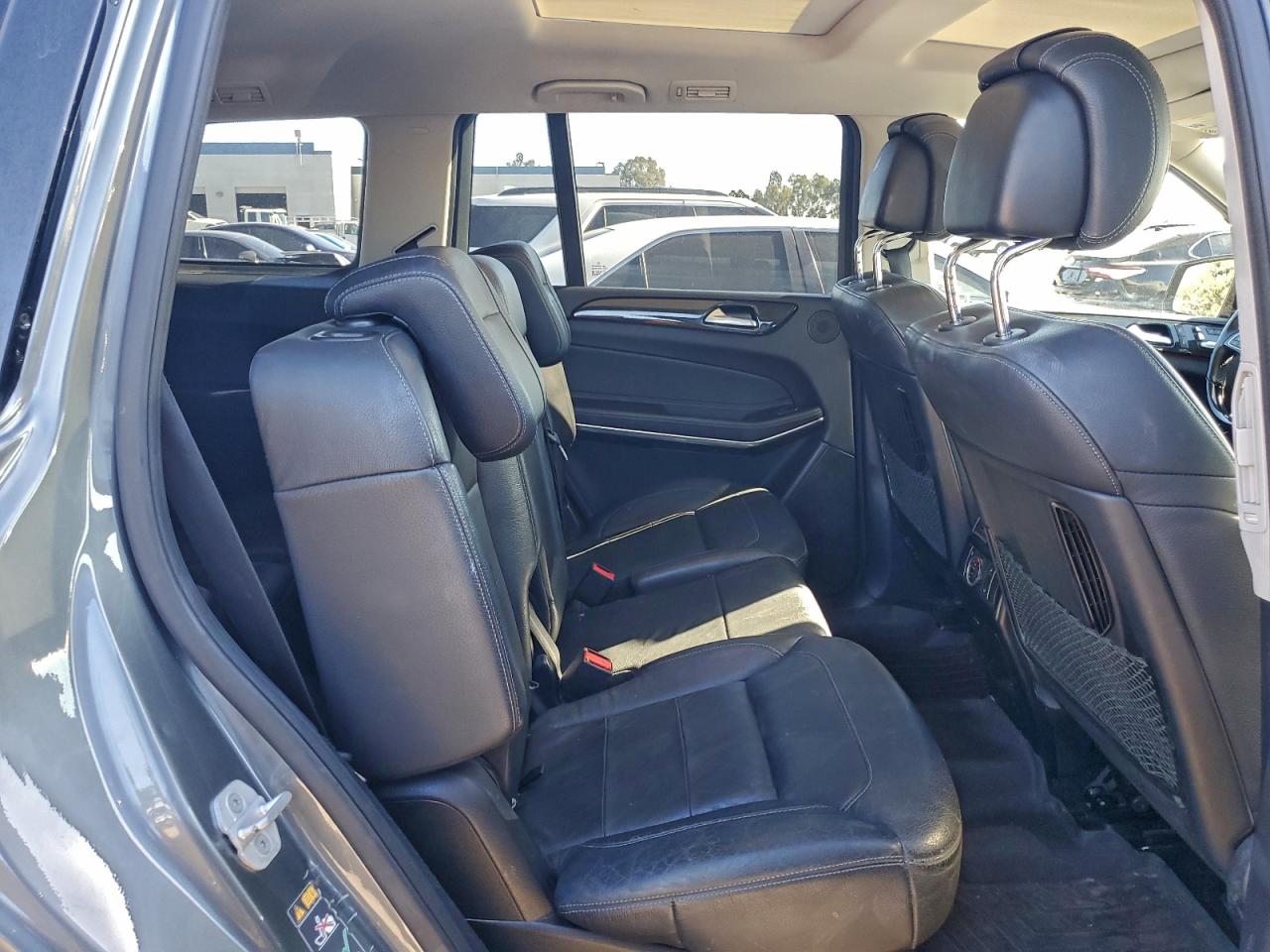 Фото: 4JGDF7DE2JB035753