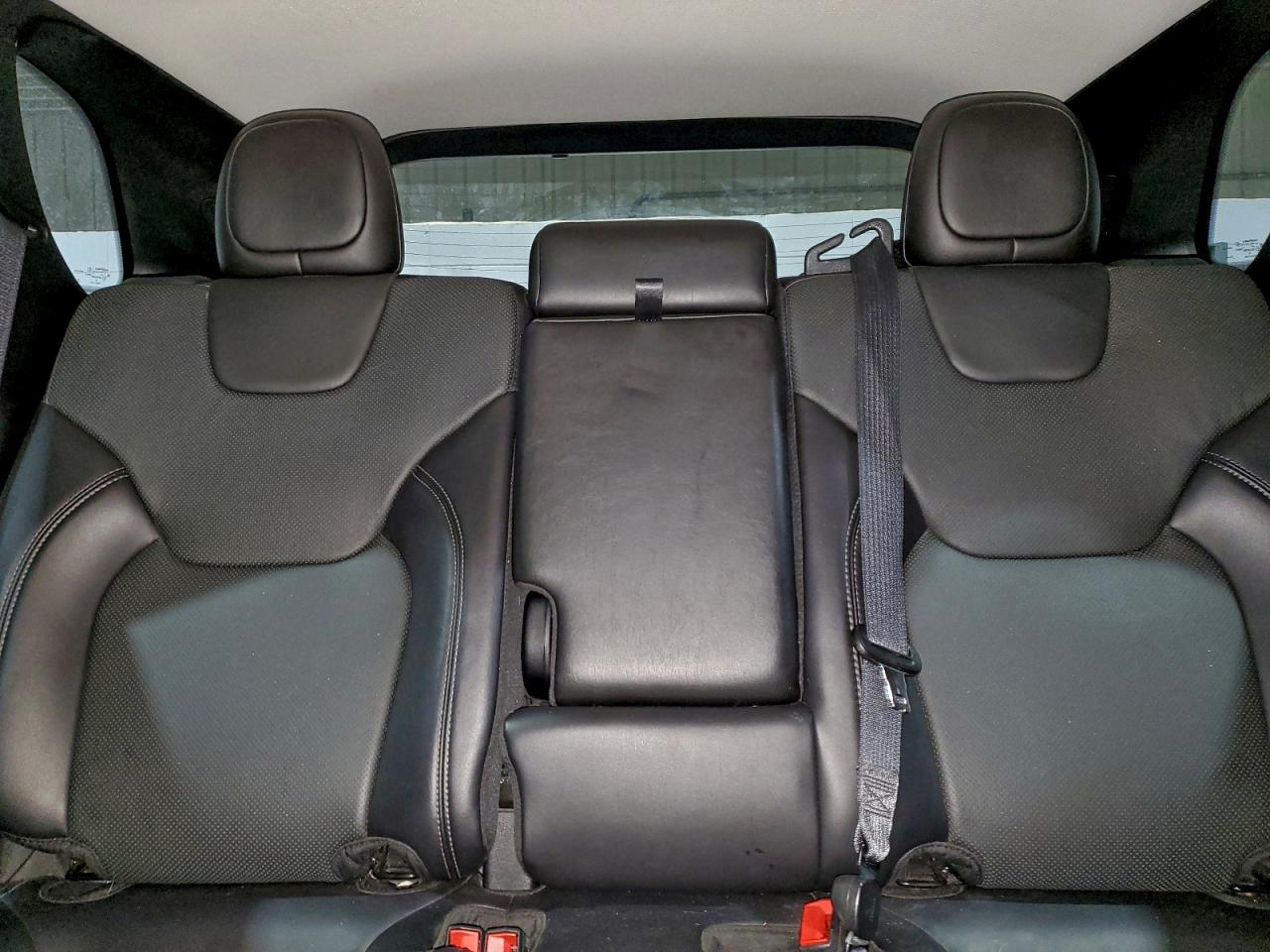 2021 Jeep Cherokee Latitude Lux VIN: 1C4PJMMX2MD193700 Lot: 96476795