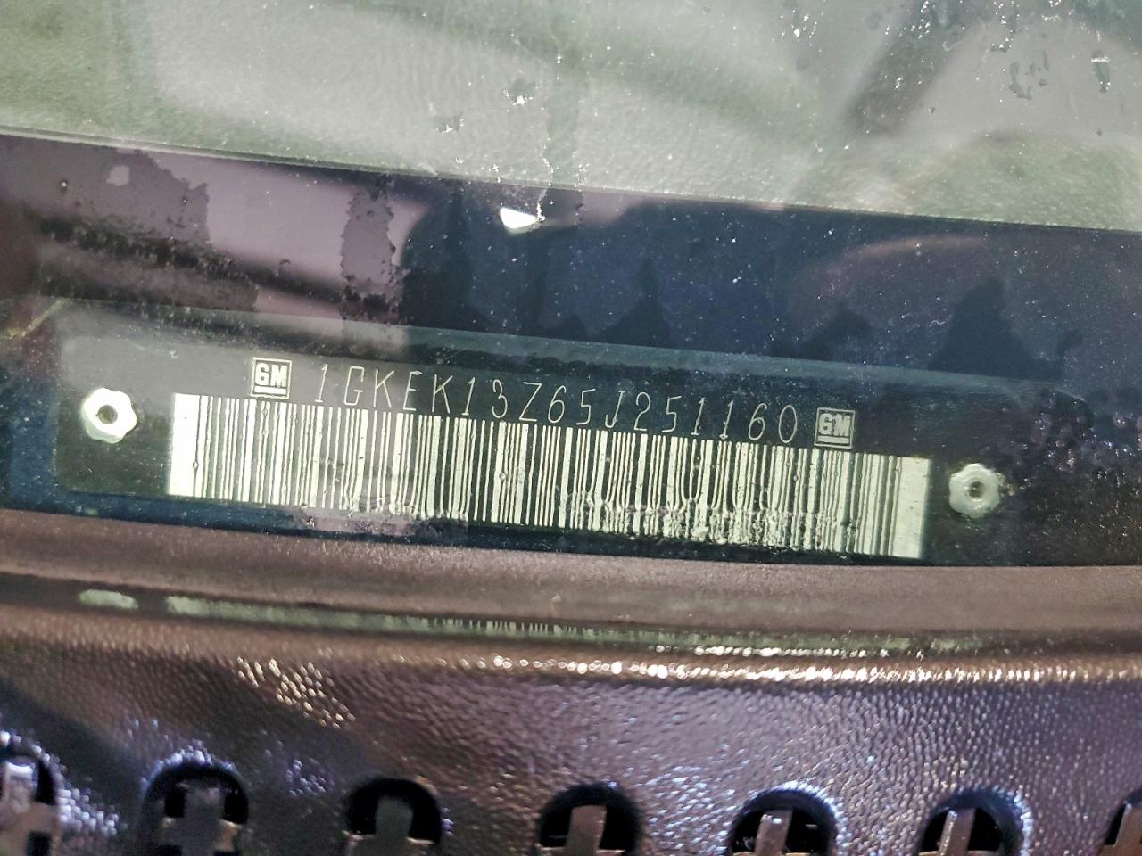 2005 GMC Yukon VIN: 1GKEK13Z65J251160 Lot: 95345875