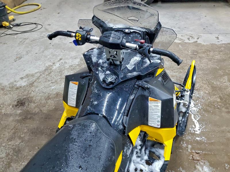 2012 SKIDOO RENEGADE