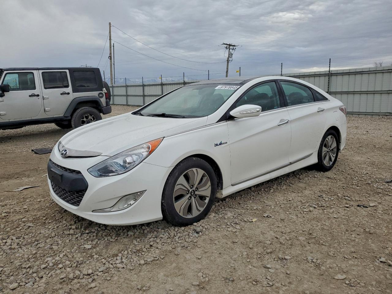 2015 Hyundai Sonata Hybrid VIN: KMHEC4A46FA123953 Lot: 97978845