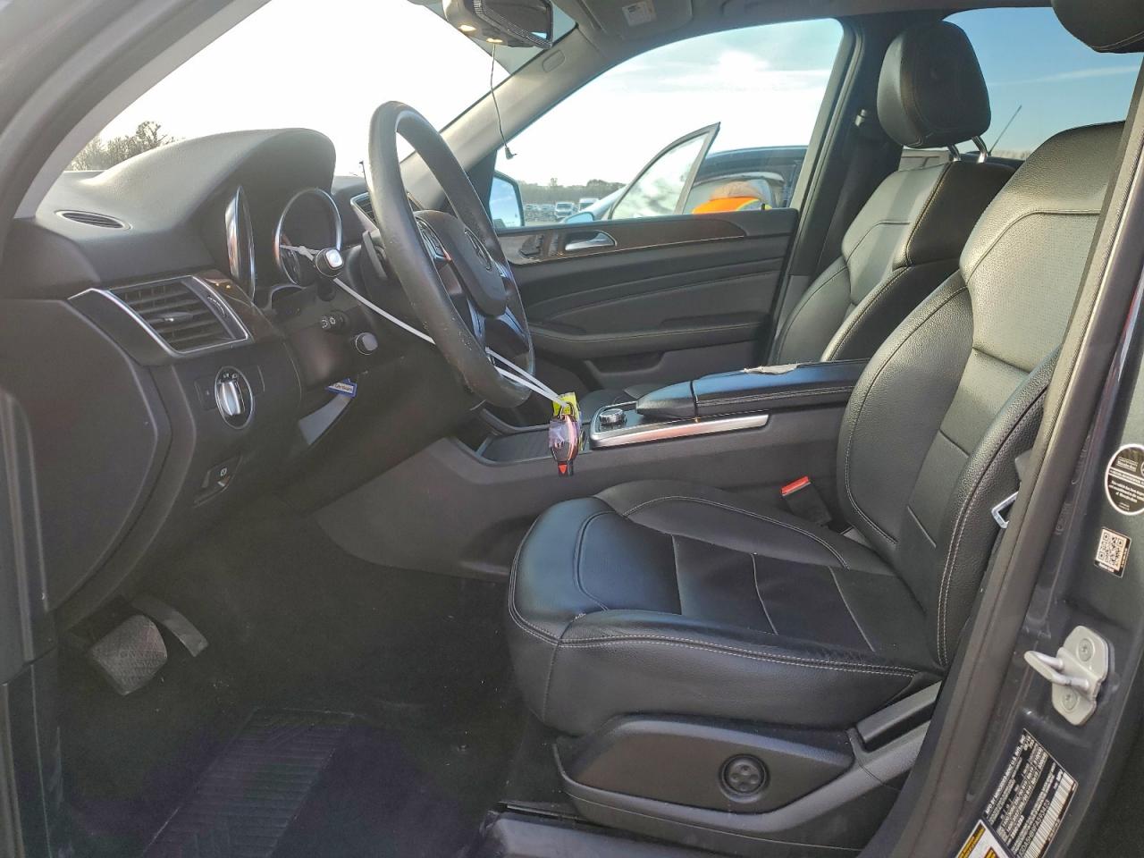 2015 Mercedes-Benz Ml 350 4Matic VIN: 4JGDA5HB9FA593423 Lot: 96003555