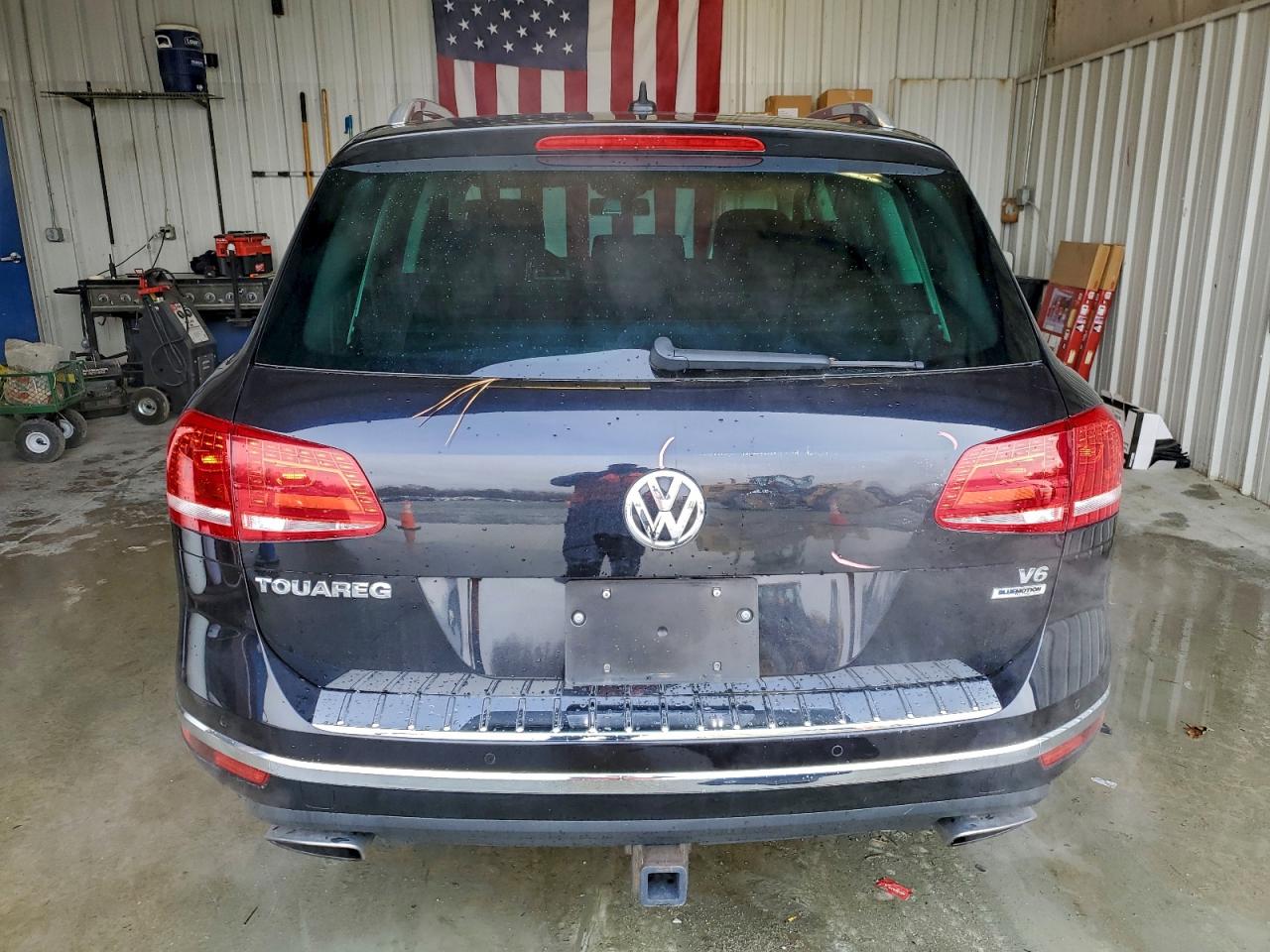 2016 Volkswagen Touareg Sport VIN: WVGEF9BP6GD002451 Lot: 94980525