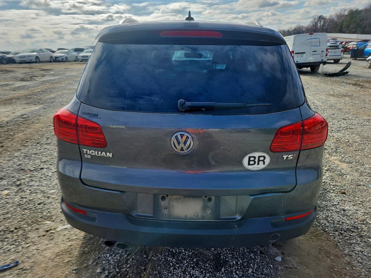 2016 Volkswagen Tiguan S VIN: WVGAV7AX2GW596743 Lot: 95190855