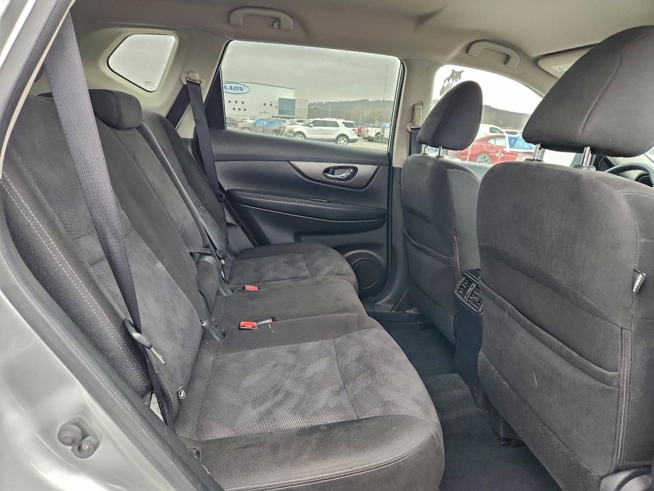 2015 Nissan Rogue S VIN: KNMAT2MT3FP550983 Lot: 94569355