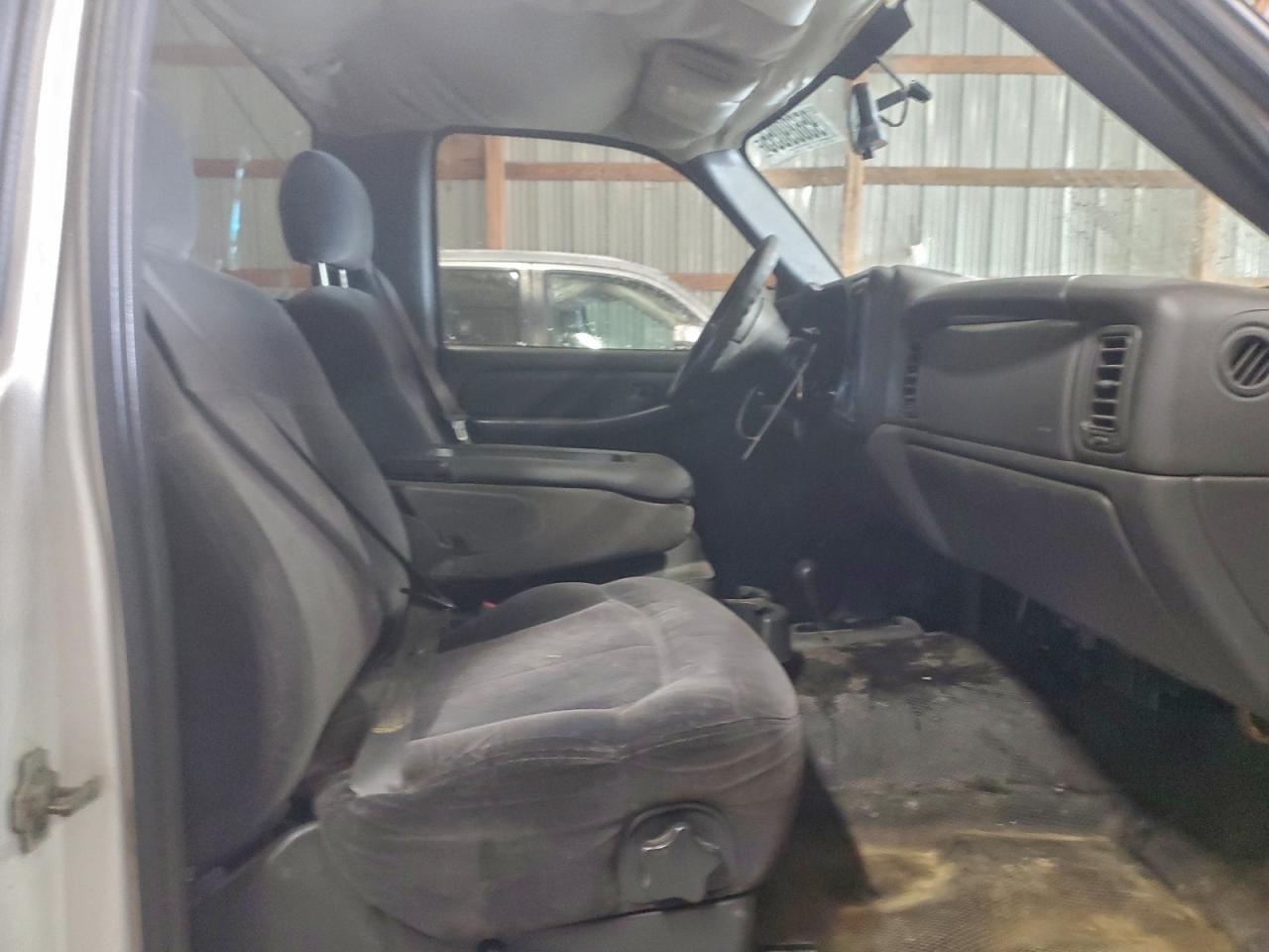 2005 Chevrolet Silverado K1500 VIN: 1GCEK14V95Z343405 Lot: 95689055