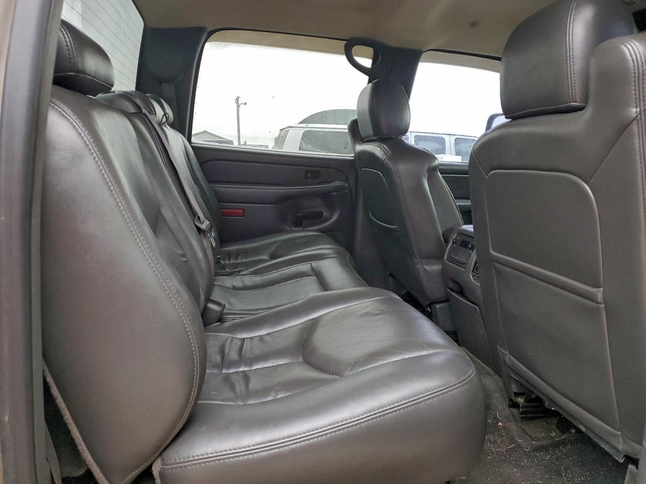 2006 Chevrolet Silverado K2500 Heavy Duty VIN: 1GCHK23226F108325 Lot: 93429175