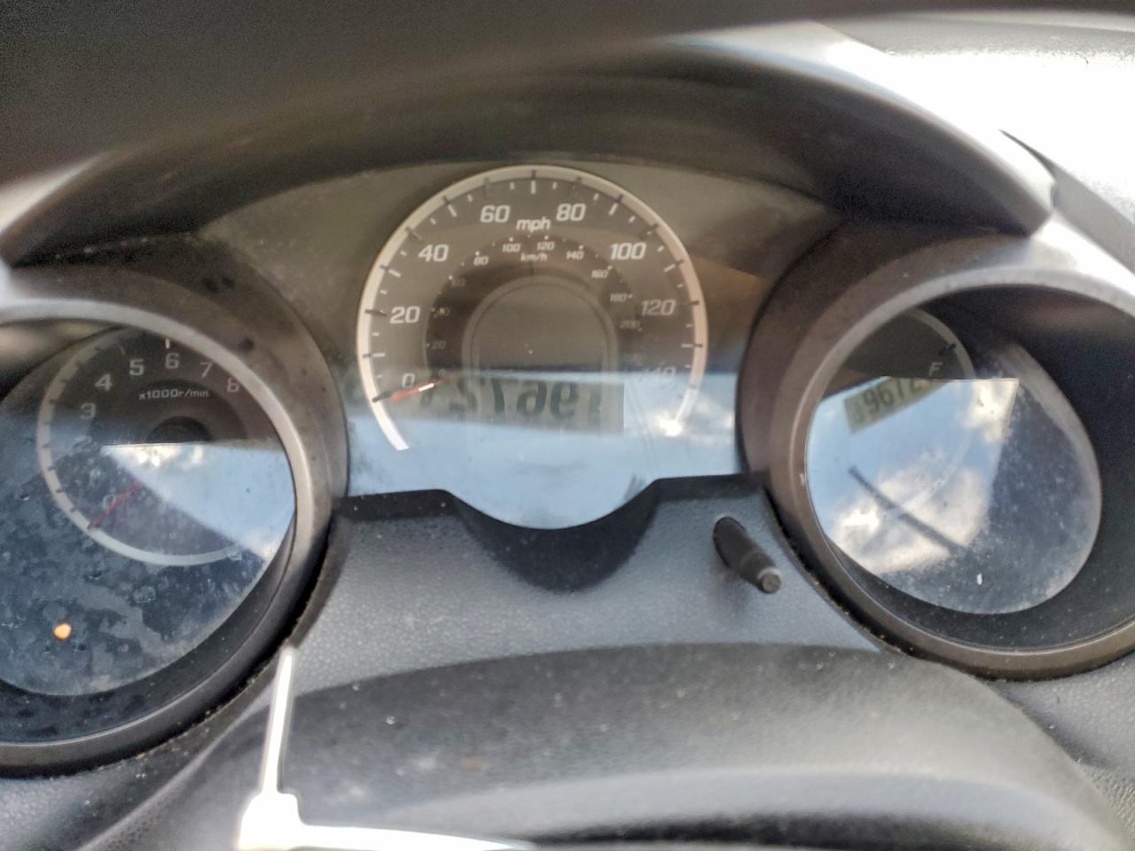 2011 Honda Fit VIN: JHMGE8H35BC023982 Lot: 96721655