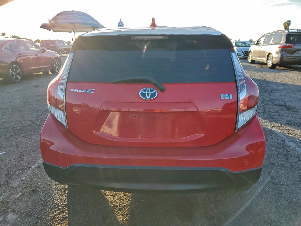 2017 Toyota Prius C VIN: JTDKDTB31H1593556 Lot: 94001655