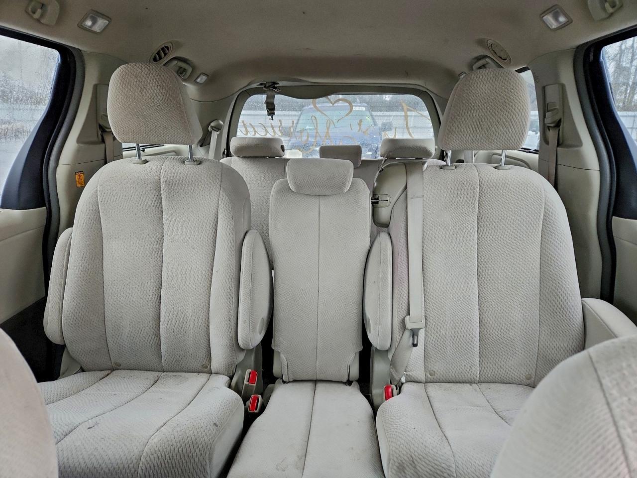 2011 Toyota Sienna Le VIN: 5TDKK3DC5BS047338 Lot: 93817455