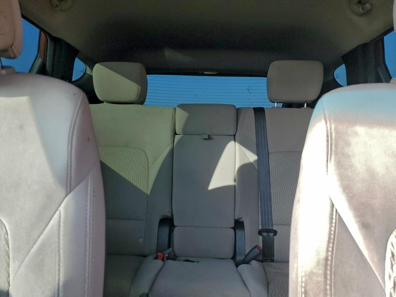 2017 Hyundai Santa Fe Sport VIN: 5XYZT3LB2HG393678 Lot: 95358425