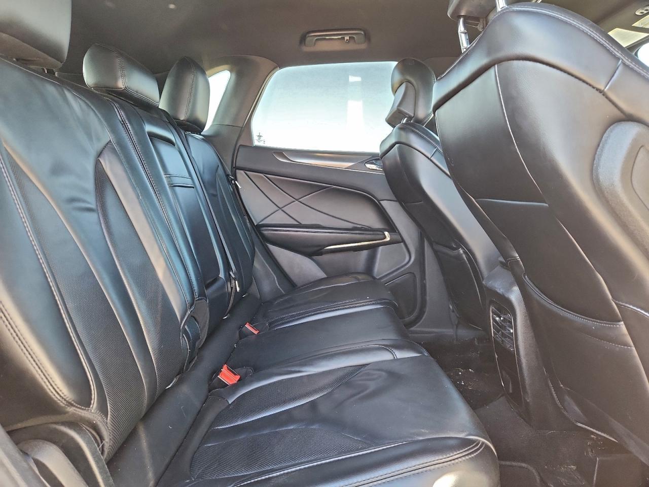 2017 Lincoln Mkc Select VIN: 5LMCJ2C94HUL04400 Lot: 95033055