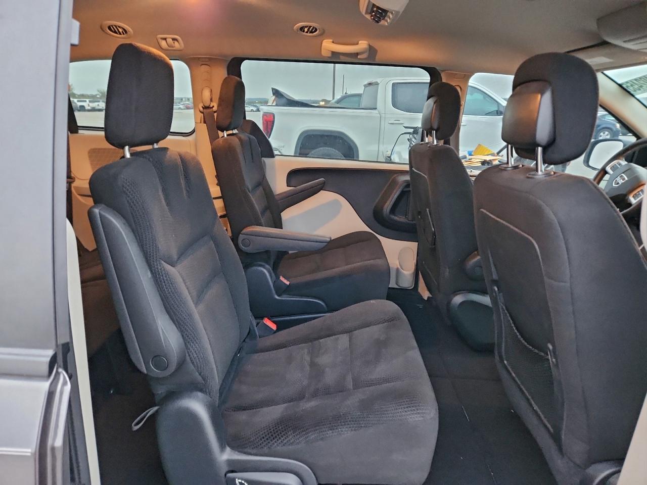 2016 Dodge Grand Caravan Se VIN: 2C4RDGBG5GR118110 Lot: 95492455