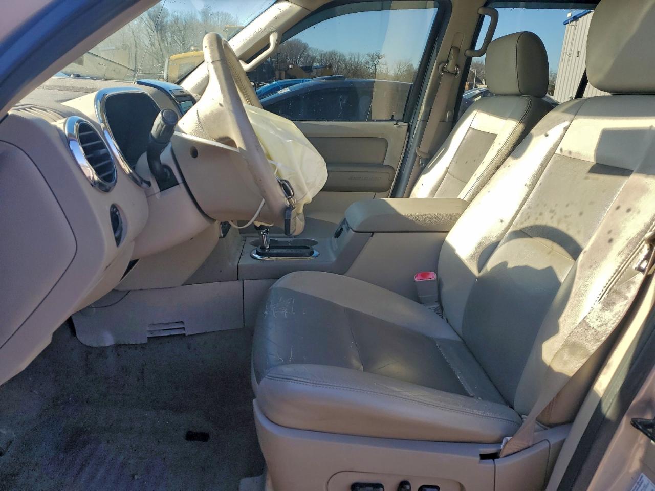 2006 Ford Explorer Xlt VIN: 1FMEU73E86UA81739 Lot: 97672405