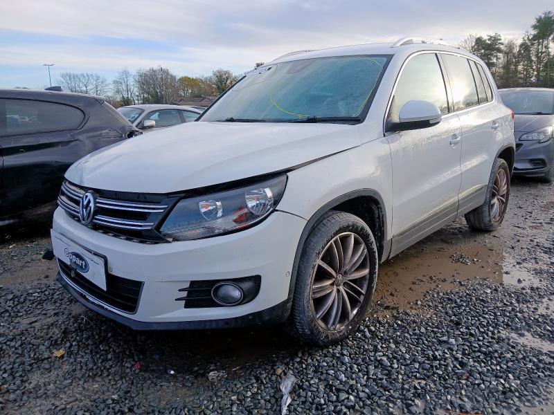 2015 VOLKSWAGEN TIGUAN 2.0 TDI BLUEMOTION TECH MATCH EDITION 150 5DR for sale at Copart WOLVERHAMPTON