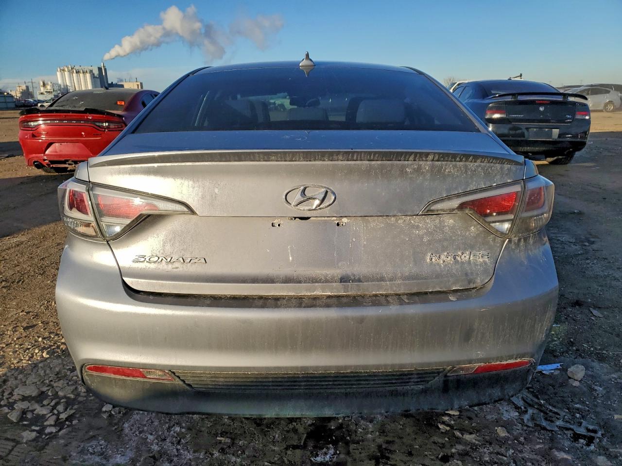 2017 Hyundai Sonata Hybrid VIN: KMHE24L16HA050933 Lot: 98025445