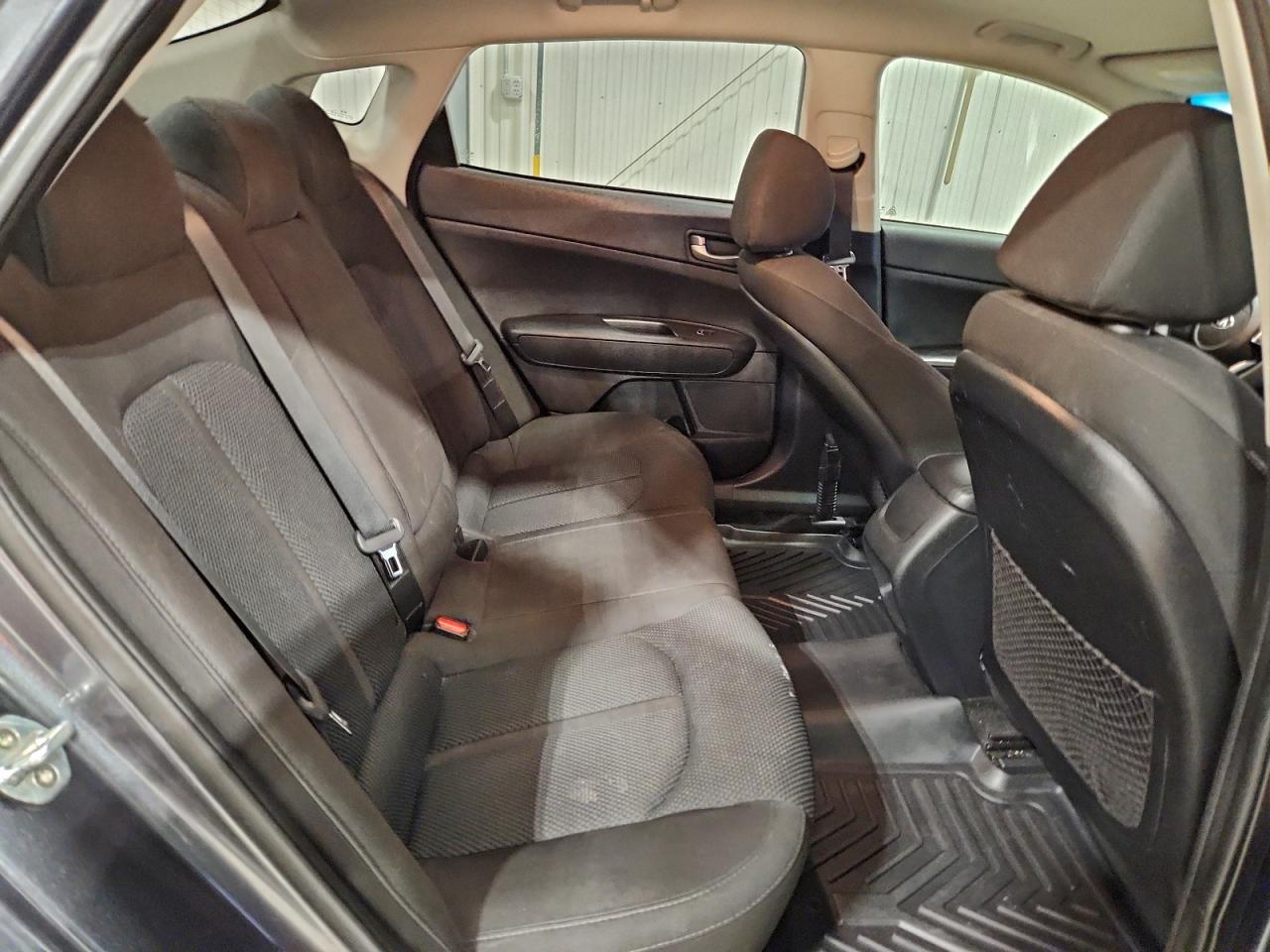 2020 Kia Optima Lx VIN: 5XXGT4L39LG428395 Lot: 96166285