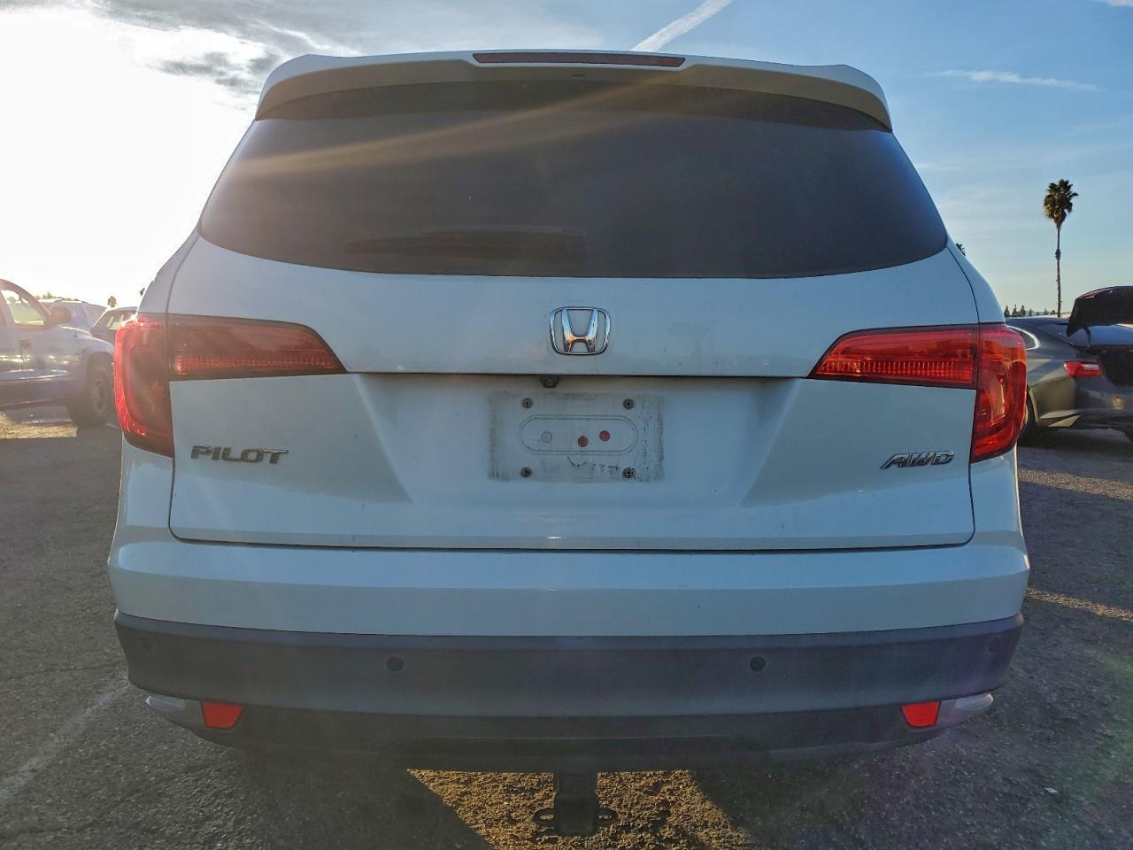 2017 Honda Pilot Exl VIN: 5FNYF6H57HB062786 Lot: 94806125