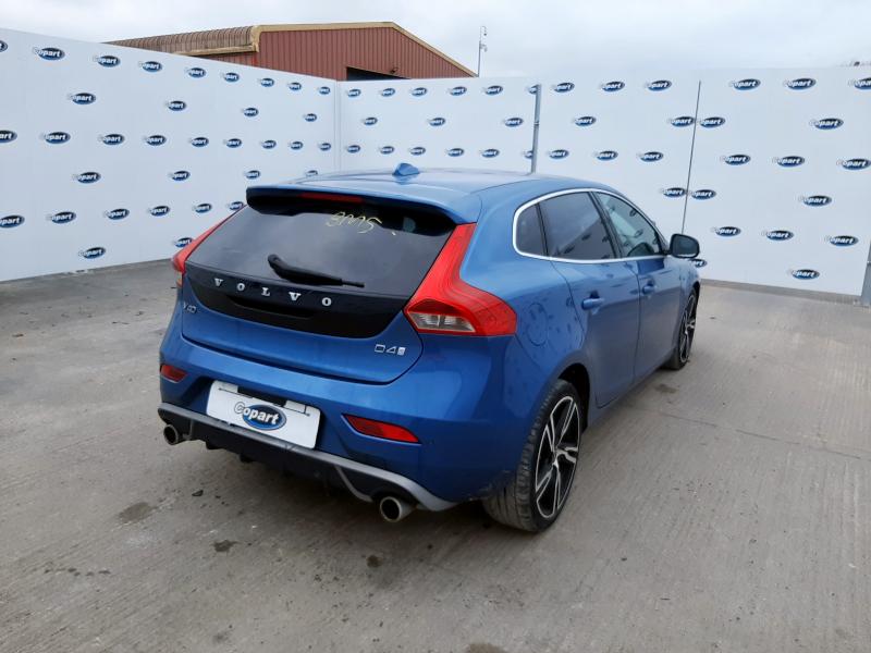 2016 VOLVO V40 D4 [190] R DESIGN PRO 5DR