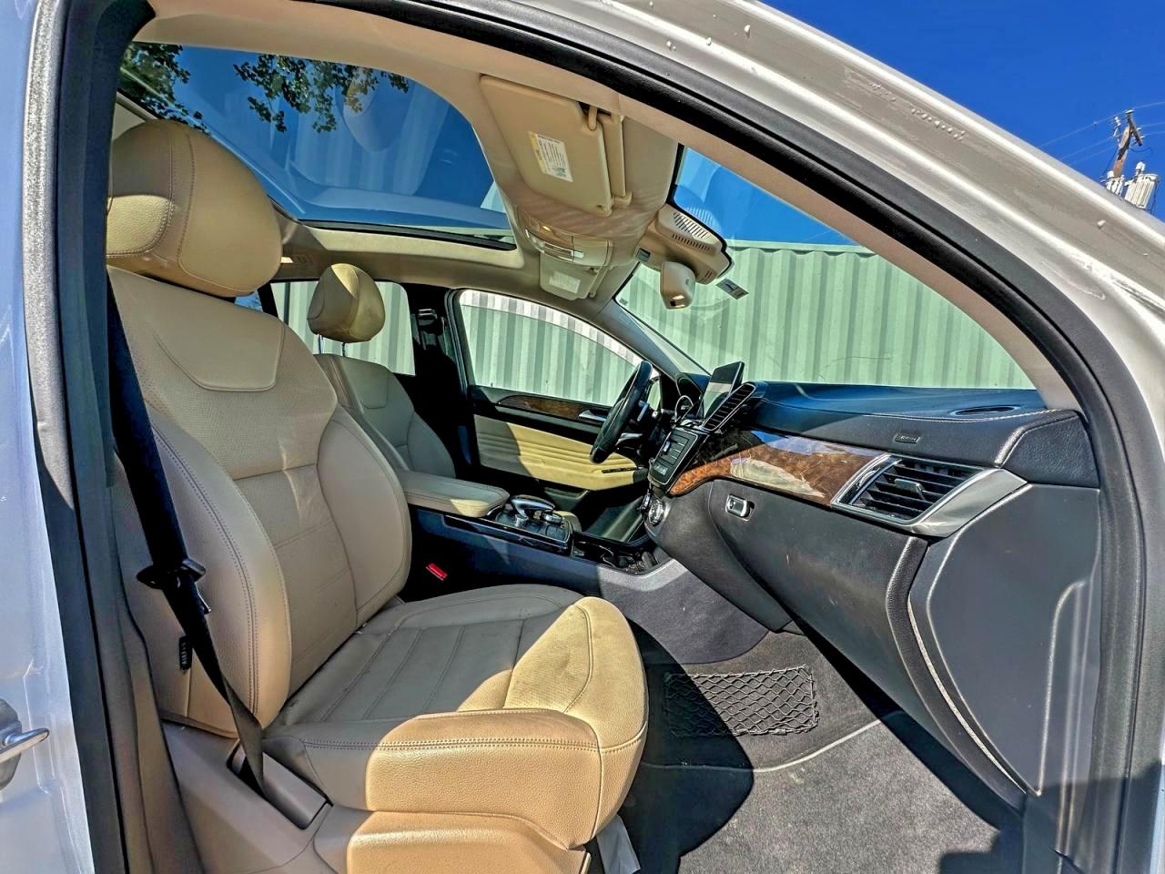 Фото: 4JGED6EB5GA007162