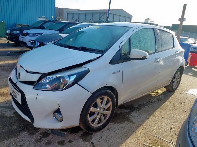 2014 TOYOTA YARIS 1.5 VVT-I HYBRID ICON+ 5DR CVT for sale at Copart ROCHFORD