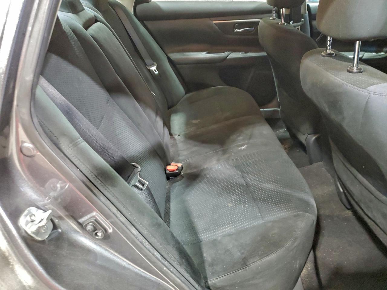 2015 Nissan Altima 2.5 VIN: 1N4AL3AP3FN921042 Lot: 95616115