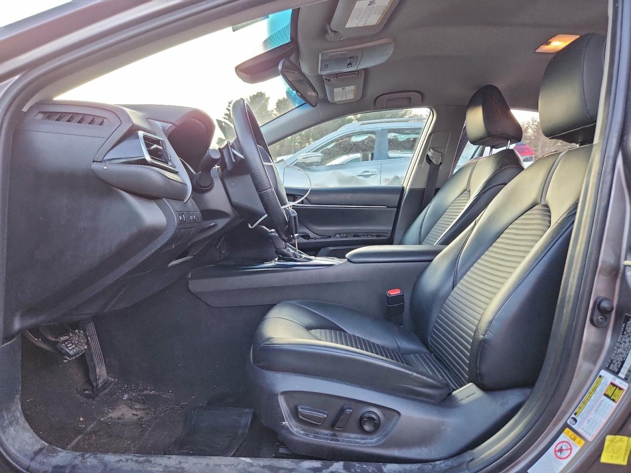 2018 Toyota Camry L VIN: 4T1B11HK4JU618669 Lot: 95426905