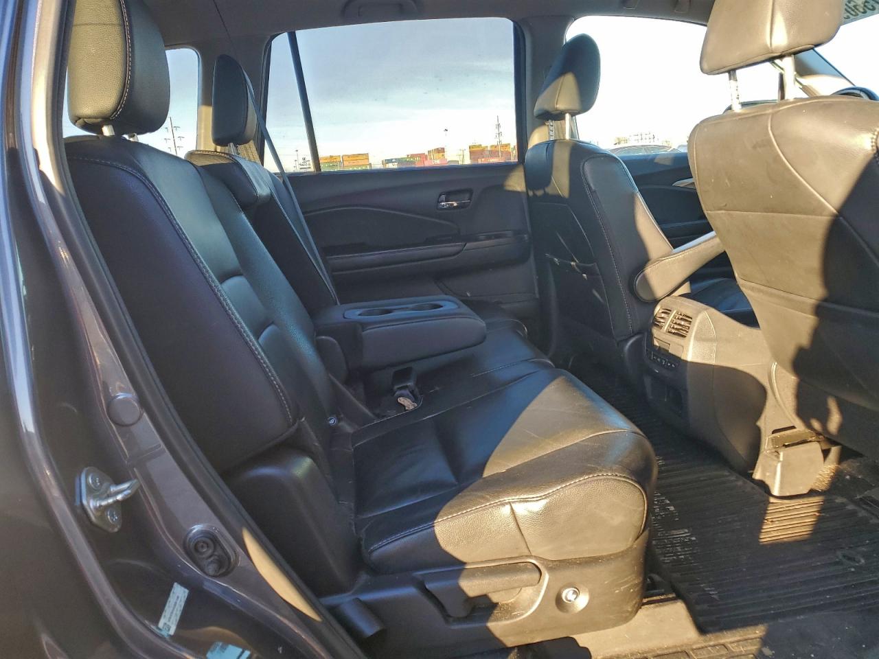 2016 Honda Pilot Exl VIN: 5FNYF6H5XGB061548 Lot: 95756095