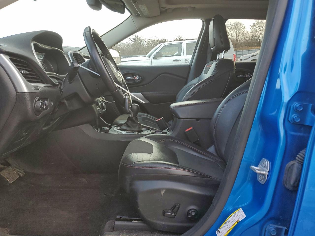 2018 Jeep Cherokee Trailhawk VIN: 1C4PJMBX8JD576152 Lot: 97873315