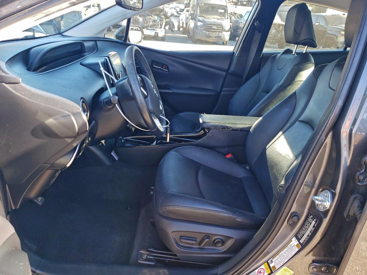 2018 Toyota Prius Prime VIN: JTDKARFP2J3092128 Lot: 98212275